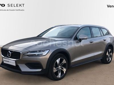 Volvo V60 CC