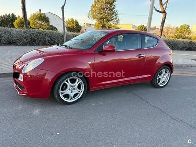 Usado Alfa Romeo MiTo Distinctive 105 CV (77 kW) 2010 Rojo Utilitario