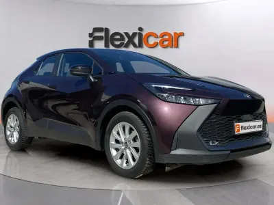 Usado Toyota C-HR Active 140 CV (102 kW) 2024 Negro SUV