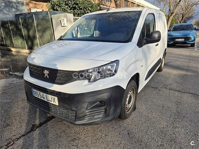 Usado Peugeot Partner Tepee Access 75 CV (55 kW) 2016 Blanco Monovolumen