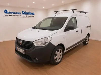 Usado Dacia Dokker Essentiel 95 CV (69 kW) 2020 Blanco Monovolumen
