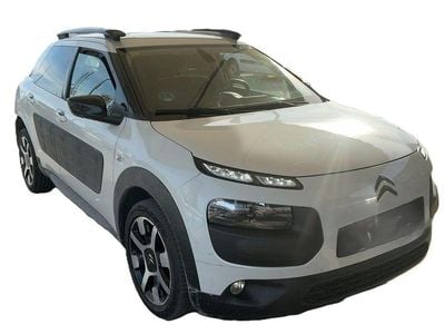 Usado Citroën C4 Cactus Live 82 CV (60 kW) 2016 Blanco Utilitario