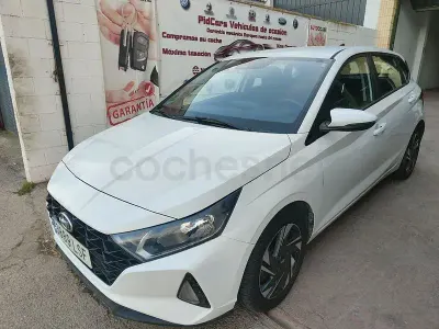 Occasion Hyundai i20 100 ch (73 kW) 2021 Blanc Citadine