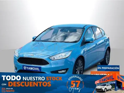 Usado Ford Focus Trend 125 CV (91 kW) 2016 Azul Berlina