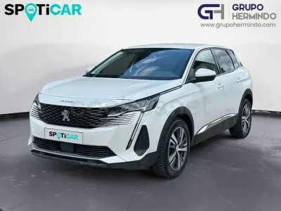 Usado Peugeot 3008 Allure 130 CV (95 kW) 2021 Blanco SUV
