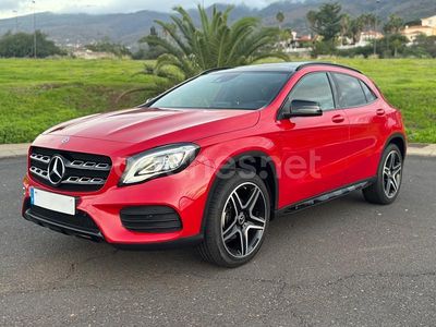 Usado Mercedes GLA180 122 CV (89 kW) 2019 Rojo SUV