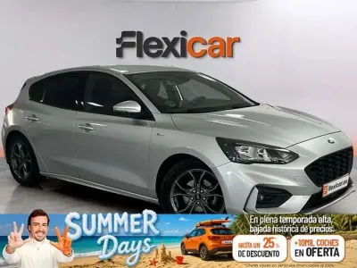 Usado Ford Focus Trend 95 CV (69 kW) 2019 Gris Utilitario