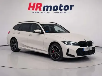 Usado BMW 330e Comfort Edition 292 CV (214 kW) 2025 Blanco Familiar