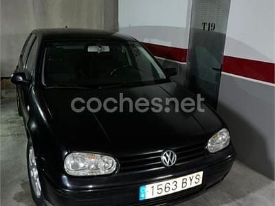 Negro Usado 2002 VW Golf Conceptline Berlina | 3600 € (Precio justo)