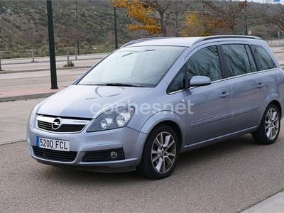 Azul Usado 2006 Opel Zafira Elegance Monovolumen | 6500 € (Caro)