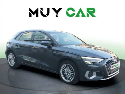 Usado Audi A3 Advanced Plus 116 CV (85 kW) 2021 Gris / plata Berlina