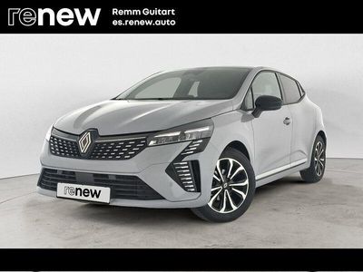 Usado Renault Clio V Techno 100 CV (73 kW) 2025 Gris Berlina