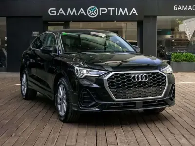 Usado Audi Q3 Sportback Attraction 245 CV (180 kW) 2022 Negro SUV
