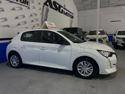 Usado Peugeot 208 Active 100 CV (73 kW) 2022 Blanco Utilitario