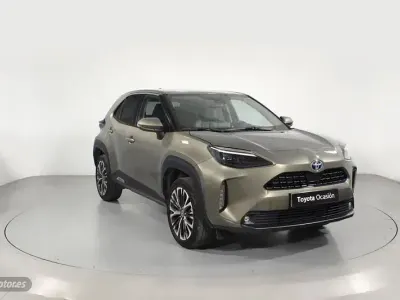 Usado Toyota Yaris Cross Style 116 CV (85 kW) 2022 Bronce SUV