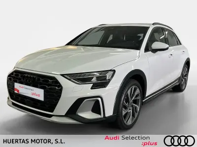 Käytetty Audi A3 Ambiente 150 HP (110 kW) 2024 Valkoinen Sedan