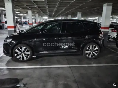 Usado Renault Scénic IV LIMITED 140 CV (102 kW) 2019 Negro Monovolumen