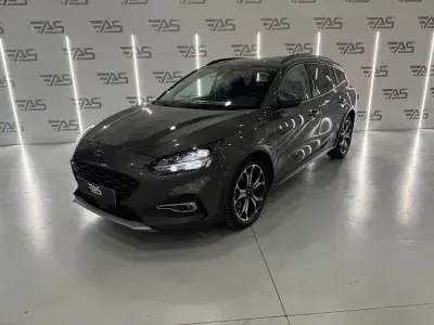 Usado Ford Focus Titanium 150 CV (110 kW) 2019 Gris Familiar