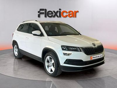 Usado Skoda Karoq Ambition 150 CV (110 kW) 2021 Blanco SUV