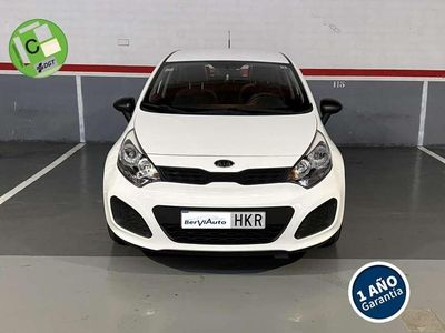 Usado Kia Rio 86 CV (63 kW) 2012 Blanco Utilitario