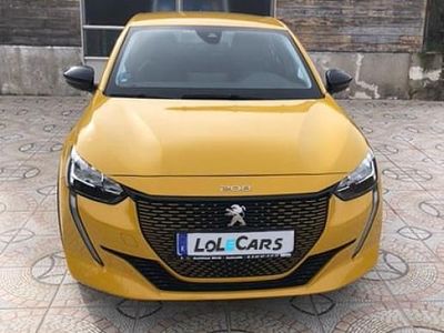 Peugeot e-208