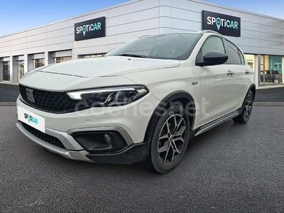 Usado Fiat Tipo Cross 100 CV (73 kW) 2022 Blanco Berlina