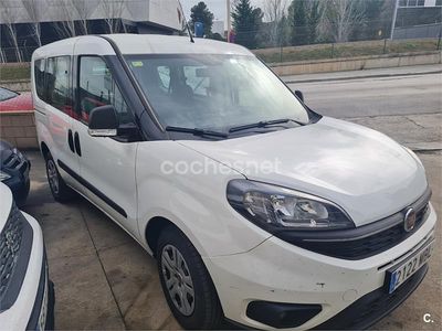 Usado Fiat Doblò 100 CV (73 kW) 2025 Blanco Monovolumen