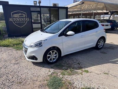 Usado Peugeot 208 Active 75 CV (55 kW) 2016 Blanco Utilitario
