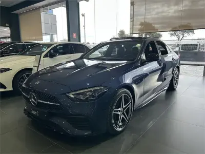 Nuevo Mercedes C220 197 CV (144 kW) 2026 Azul Berlina