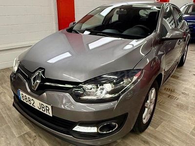 Usado Renault Mégane Business 95 CV (69 kW) 2014 Gris / plata Berlina