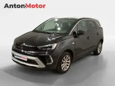 Usado Opel Crossland Business Elegance 119 CV (87 kW) 2021 Negro SUV