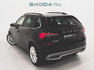 Usado Skoda Kamiq Sport 150 CV (110 kW) 2021 Negro SUV