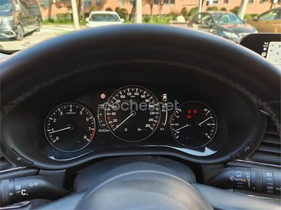 Usado Mazda CX-30 122 CV (89 kW) 2022 Gris / plata SUV