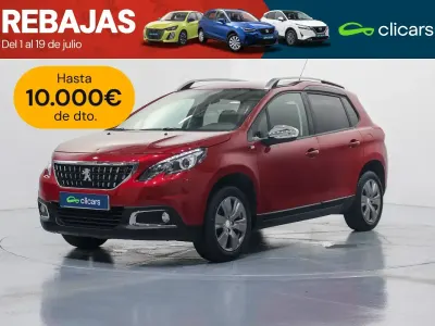 Usado Peugeot 2008 Active 110 CV (80 kW) 2017 Rojo SUV