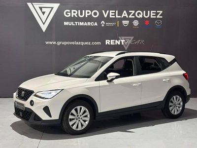 Usado Seat Arona Style 110 CV (80 kW) 2022 Blanco SUV