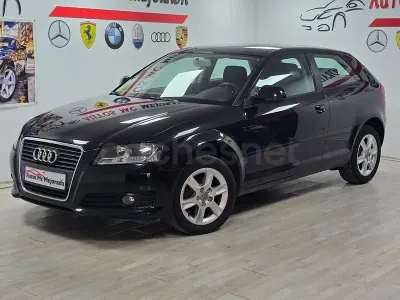 Usado Audi A3 Ambiente 102 CV (75 kW) 2008 Negro Utilitario