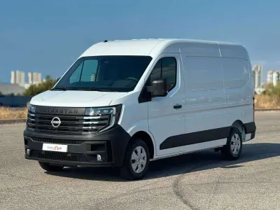 Usado Nissan Interstar N-Connecta 131 CV (96 kW) 2025 Blanco Van
