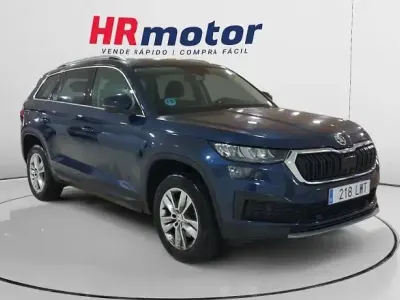 Usado Skoda Kodiaq Ambition 151 CV (111 kW) 2022 Azul SUV