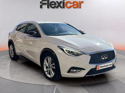 Usado Infiniti Q30 Premium 122 CV (89 kW) 2018 Blanco Utilitario