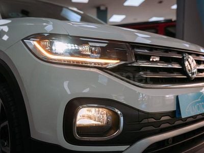 Begagnad VW T-Roc Sportline 150 HK (110 kW) 2020 Vit SUV