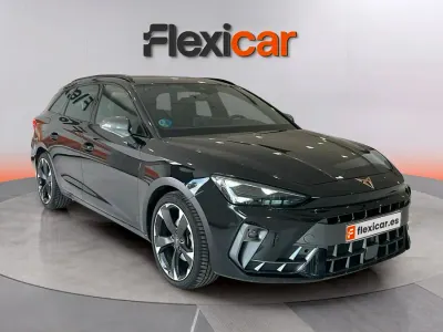 Usado Cupra Leon 150 HP (110 kW) 2025 Preto Carrinha