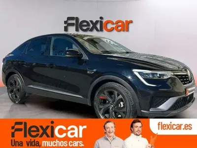 Usado Renault Arkana RS Line 145 CV (106 kW) 2022 Negro SUV