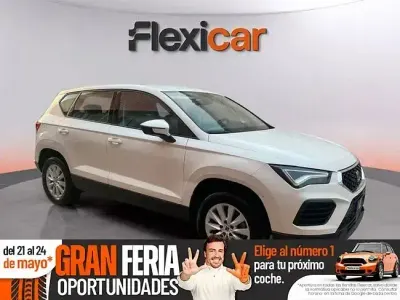 Begagnad Seat Ateca Reference 110 HK (80 kW) 2023 Vit SUV