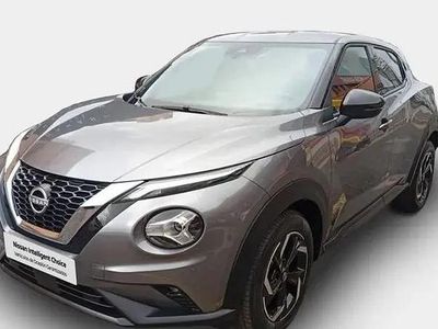 Usado Nissan Juke N-Connecta 114 CV (83 kW) 2023 Skline grey (metalizado) SUV