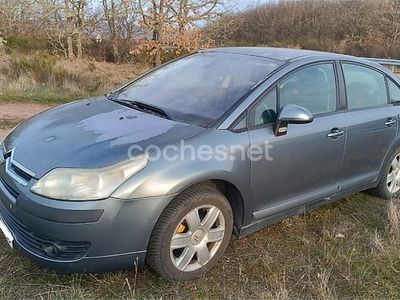 Usado Citroën C4 92 CV (67 kW) 2006 Gris / plata Berlina