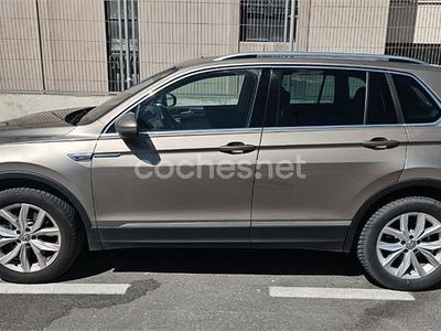 Usado VW Tiguan Sportline 190 CV (139 kW) 2017 Beige SUV