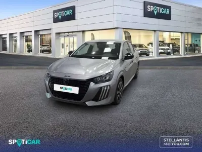 Usado Peugeot 208 Style 110 CV (80 kW) 2025 Gris Utilitario