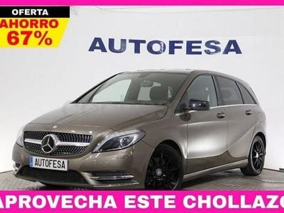 Usado Mercedes B180 109 CV (80 kW) 2013 Beige Monovolumen