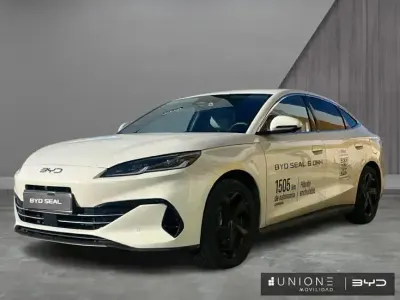 Używany BYD Seal Comfort 2025 Beżowy Sedan/Limuzyna