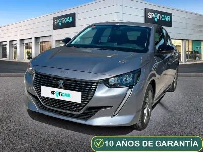 Usado Peugeot 208 Active 100 CV (73 kW) 2021 Gris / plata Utilitario